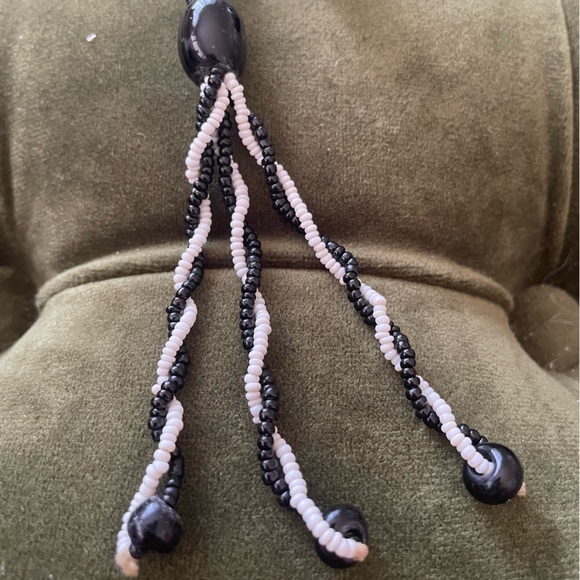 Vintage Black and White Beaded Necklace with Coordinating Earrings - Picture 2 of 4